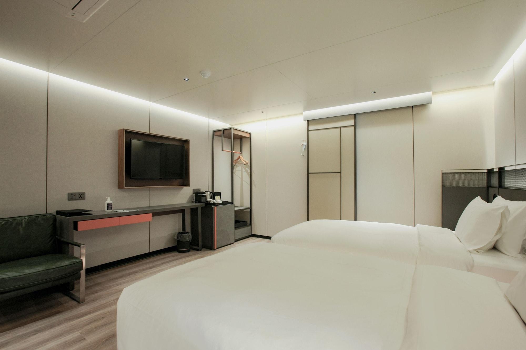 L&L City Hotel Чеджудо Экстерьер фото