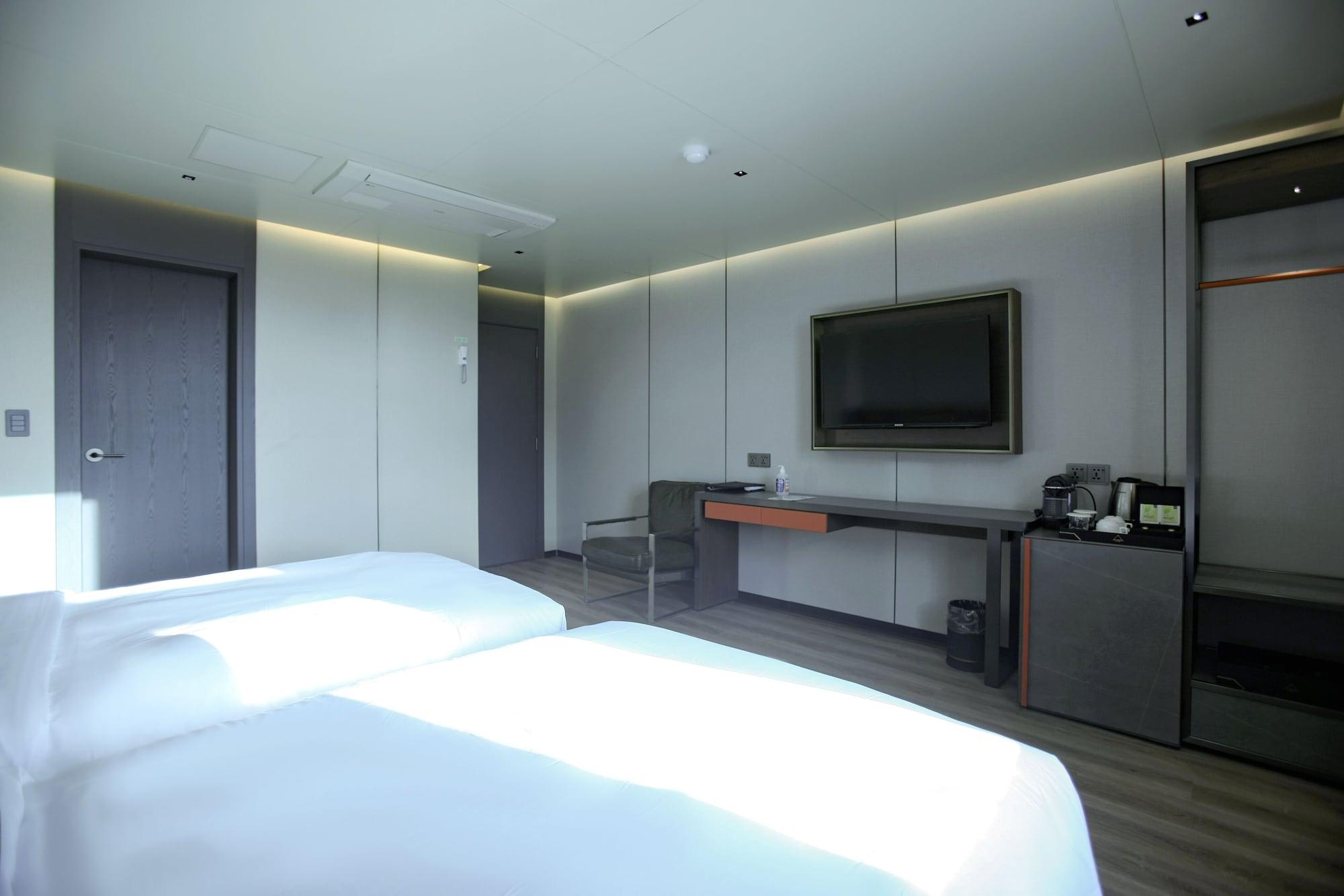 L&L City Hotel Чеджудо Экстерьер фото